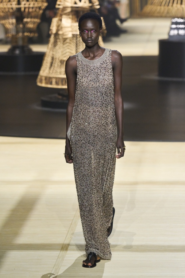 "كريستيان ديور" خريف و شتاء 2024 