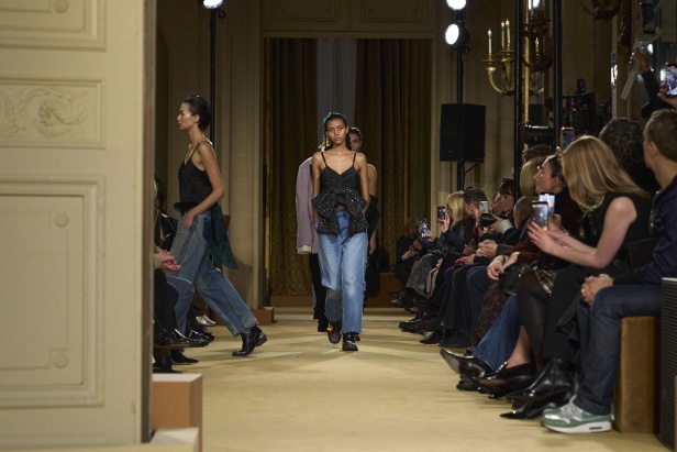 مجموعة Coach لخريف وشتاء 2024 في نيويورك