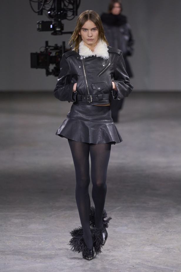 مجموعة David Koma لخريف وشتاء 2024