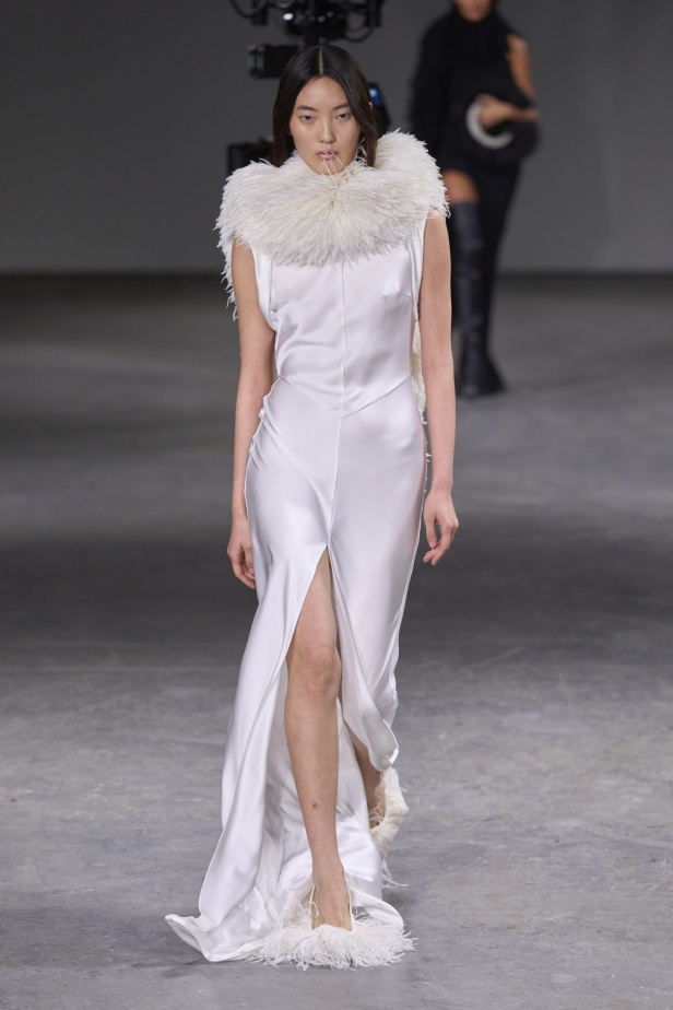 مجموعة David Koma لخريف وشتاء 2024