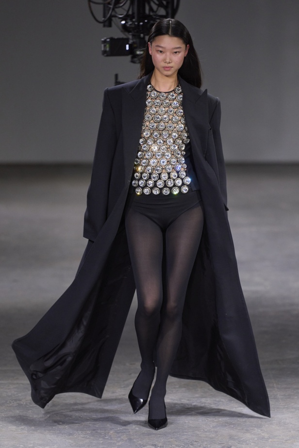 مجموعة David Koma لخريف وشتاء 2024