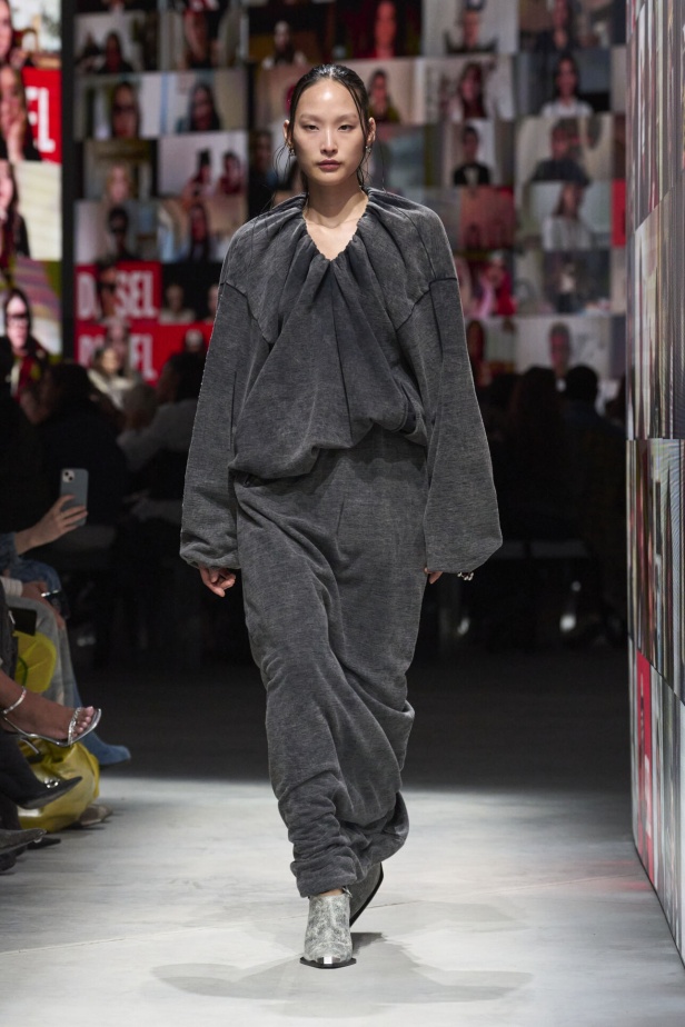 عرض أزياء مجموعة Diesel لموسم خريف وشتاء 2024 في ميلانو