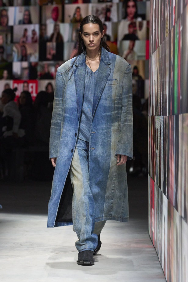 عرض أزياء مجموعة Diesel لموسم خريف وشتاء 2024 في ميلانو