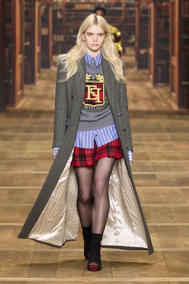 مجموعة Elisabetta Franchi لخريف وشتاء 2024