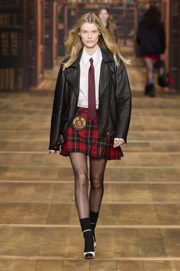 مجموعة Elisabetta Franchi لخريف وشتاء 2024