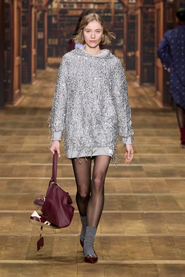 مجموعة Elisabetta Franchi لخريف وشتاء 2024