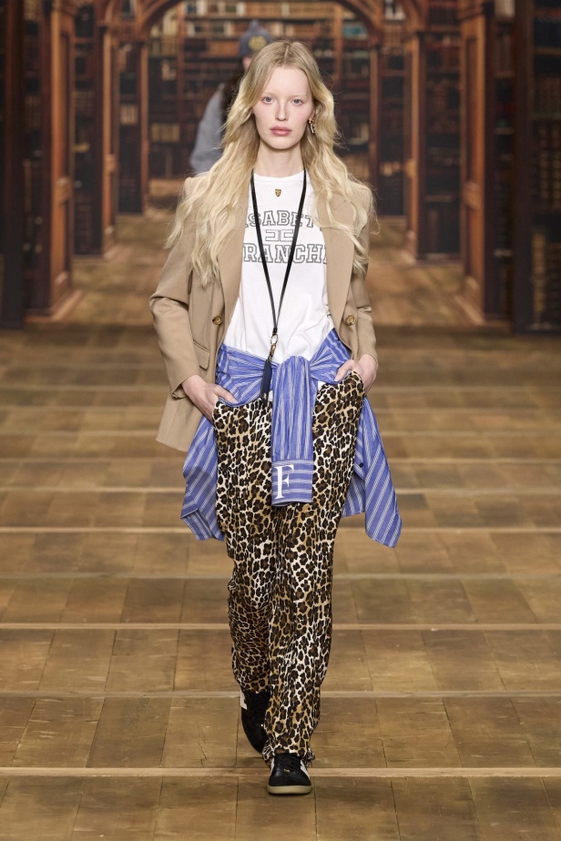 مجموعة Elisabetta Franchi لخريف وشتاء 2024