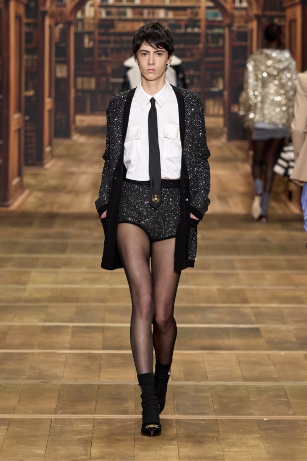 مجموعة Elisabetta Franchi لخريف وشتاء 2024