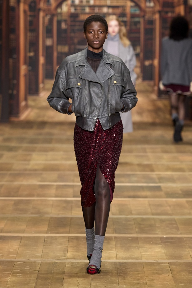 مجموعة Elisabetta Franchi لخريف وشتاء 2024