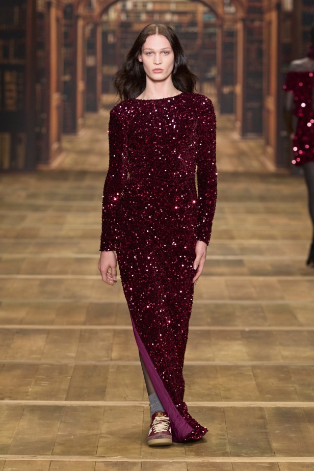 مجموعة Elisabetta Franchi لخريف وشتاء 2024