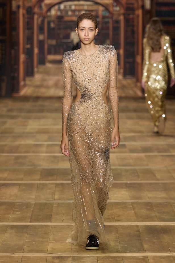 مجموعة Elisabetta Franchi لخريف وشتاء 2024