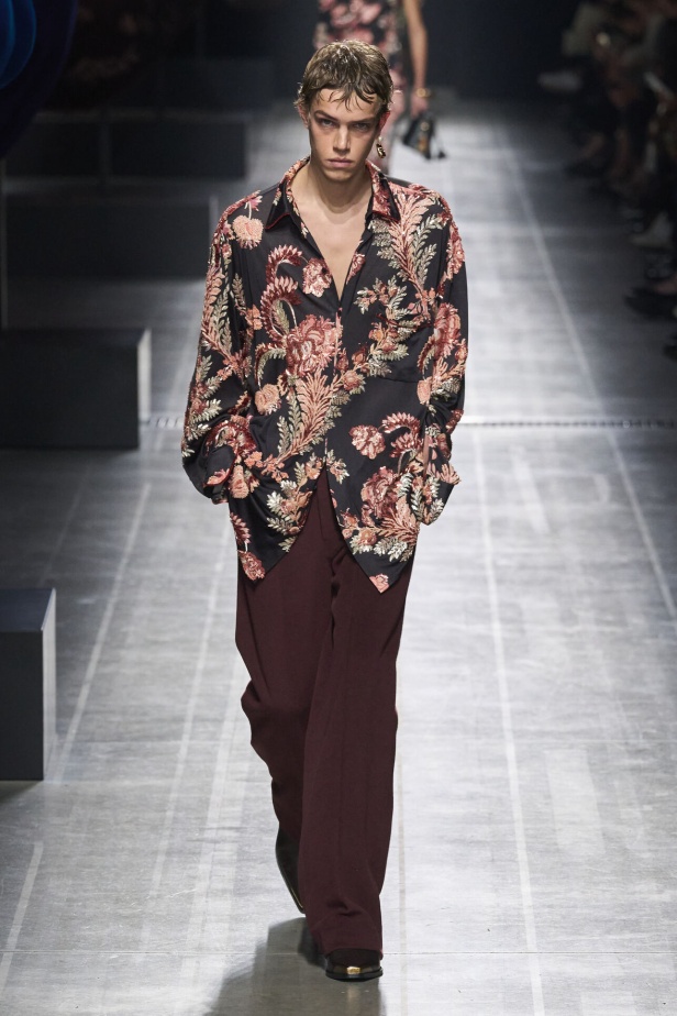 عرض أزياء Etro لموسم خريف وشتاء 2024 في ميلانو