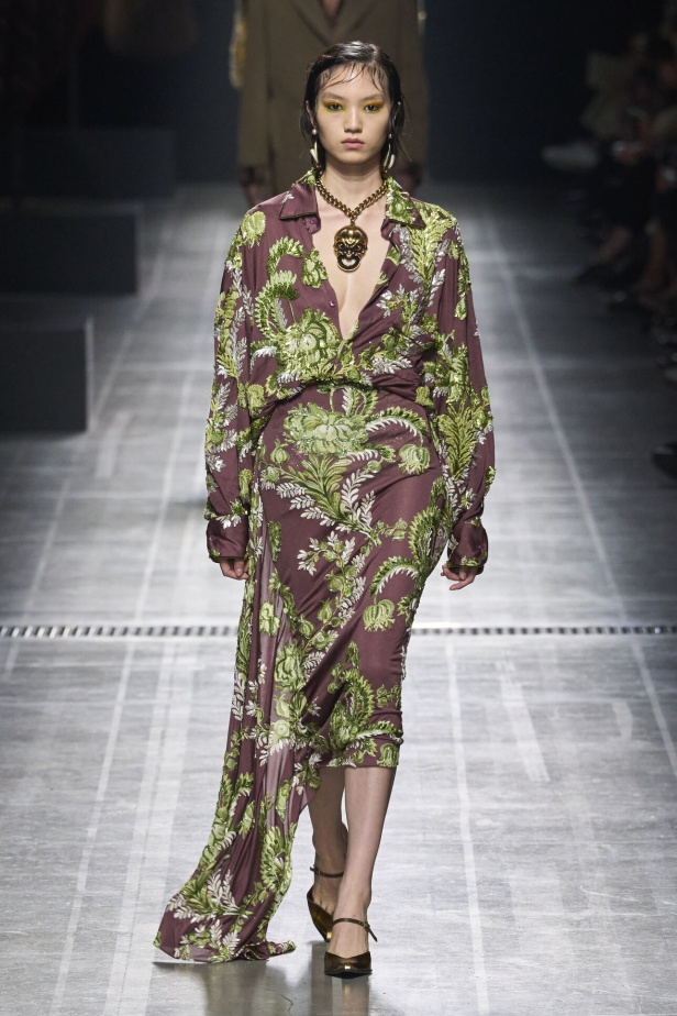 عرض أزياء Etro لموسم خريف وشتاء 2024 في ميلانو