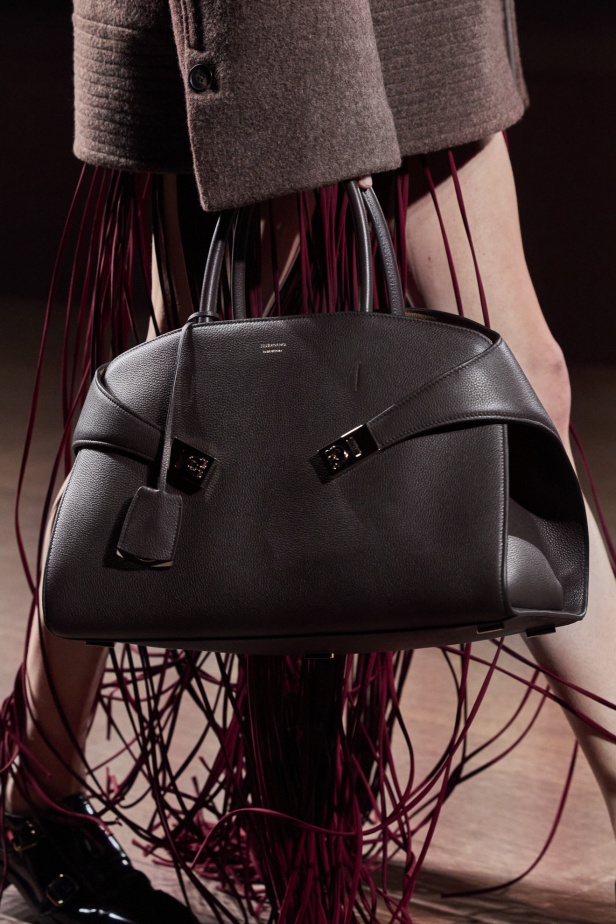 مجموعة Ferragamo لخريف وشتاء 2024