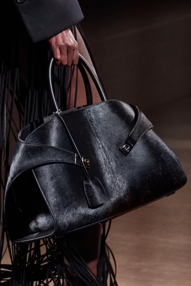 مجموعة Ferragamo لخريف وشتاء 2024