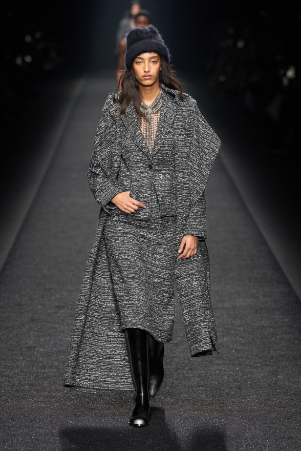 مجموعة Alberta Ferretti لخريف وشتاء 2024