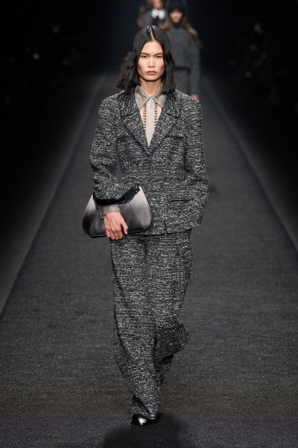 مجموعة Alberta Ferretti لخريف وشتاء 2024