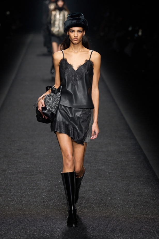 مجموعة Alberta Ferretti لخريف وشتاء 2024