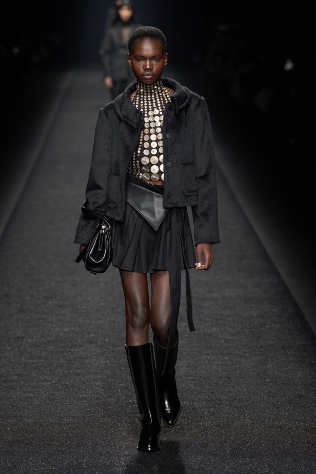 مجموعة Alberta Ferretti لخريف وشتاء 2024