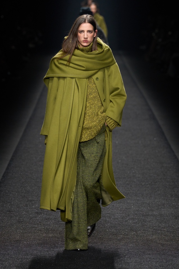 مجموعة Alberta Ferretti لخريف وشتاء 2024