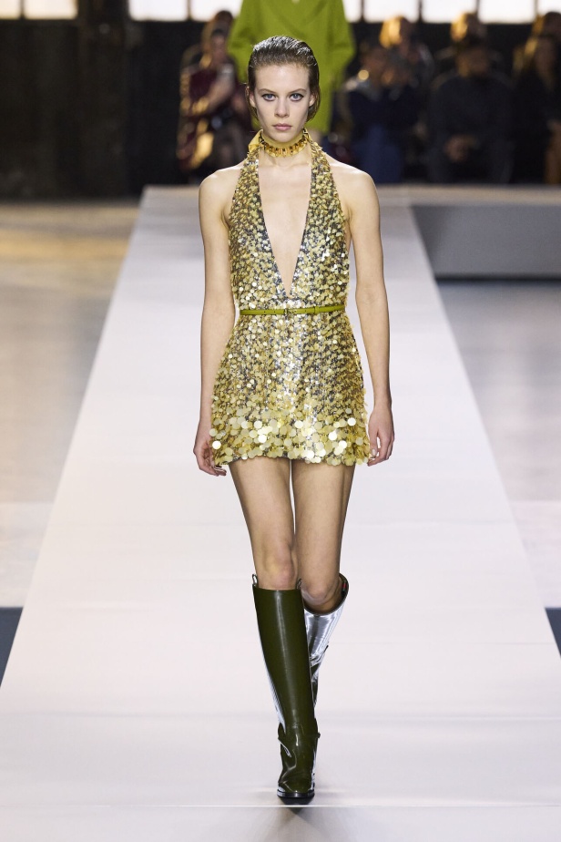 عرض أزياء Gucci لخريف 2024 