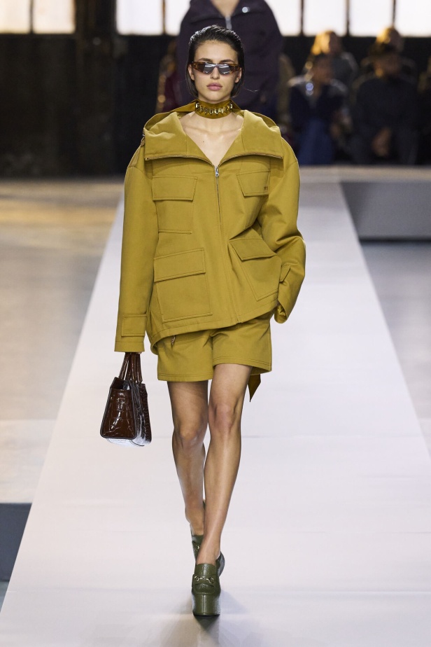 عرض أزياء Gucci لخريف 2024 