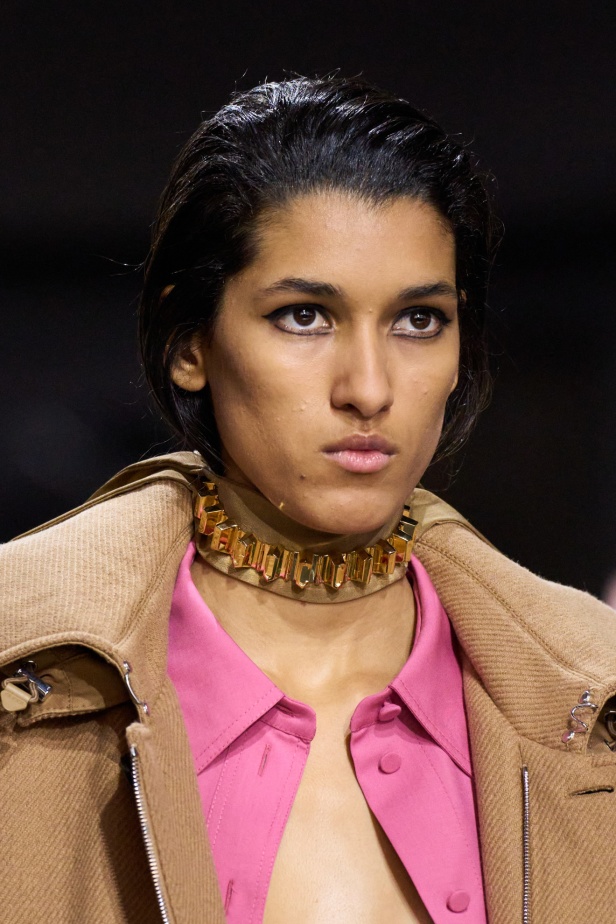 عرض أزياء Gucci لخريف 2024 