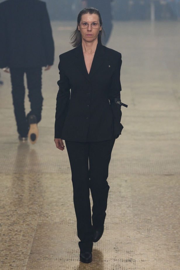 مجموعة Helmut Lang لموسم خريف وشتاء 2024-2025 في نيويورك