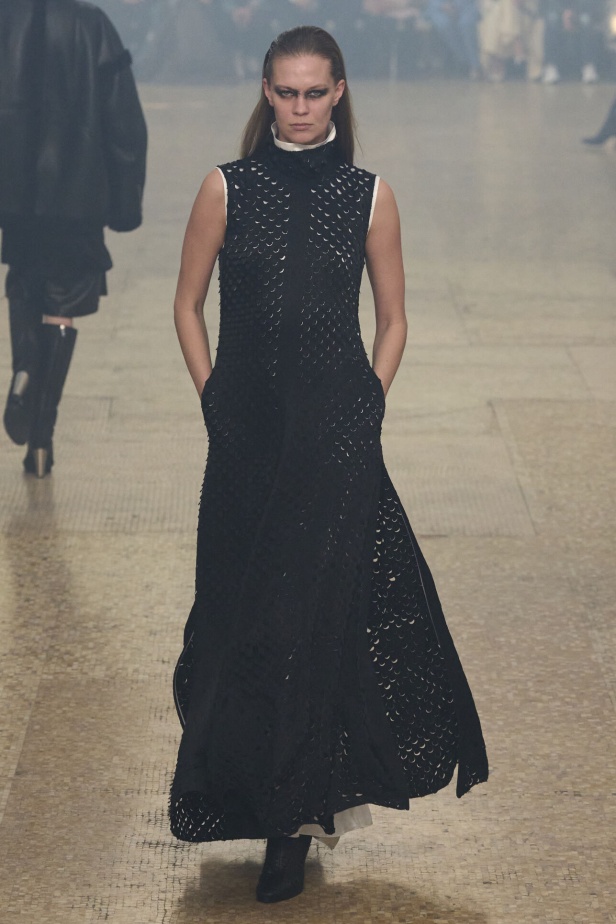 مجموعة Helmut Lang لموسم خريف وشتاء 2024-2025 في نيويورك