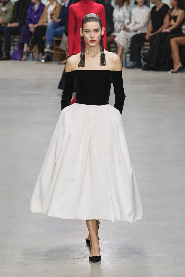 "كارولينا هيريرا" خريف و شتاء 2024 