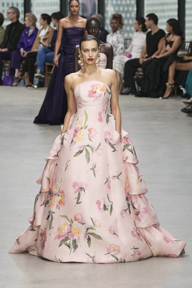 "كارولينا هيريرا" خريف و شتاء 2024 