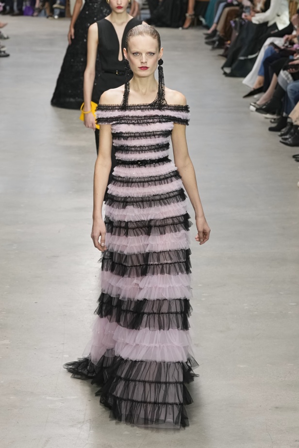 "كارولينا هيريرا" خريف و شتاء 2024 