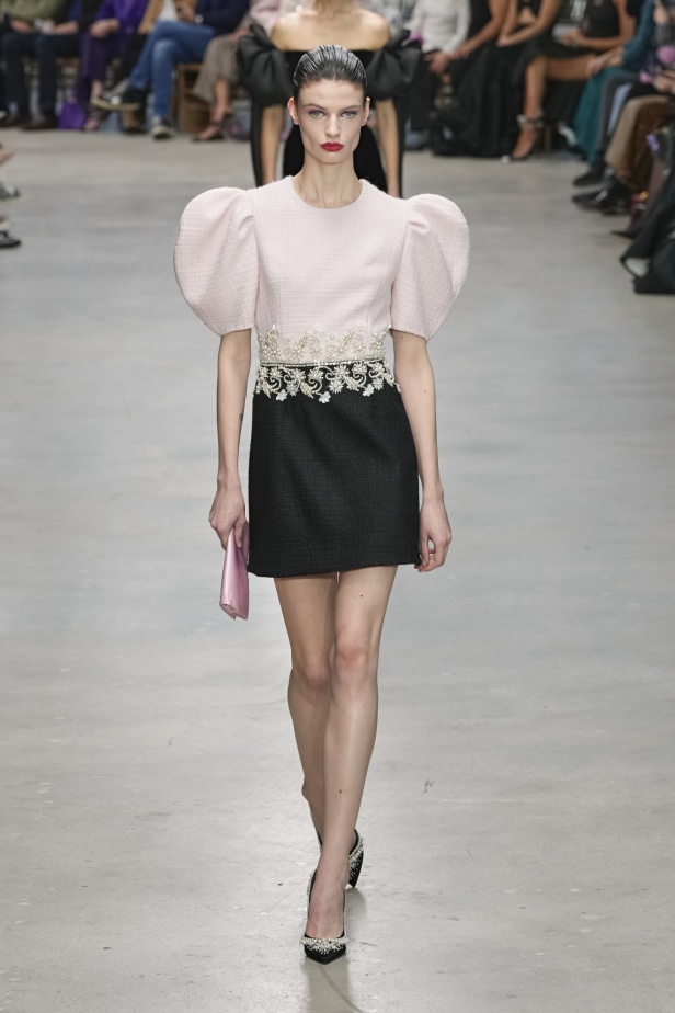 "كارولينا هيريرا" خريف و شتاء 2024 