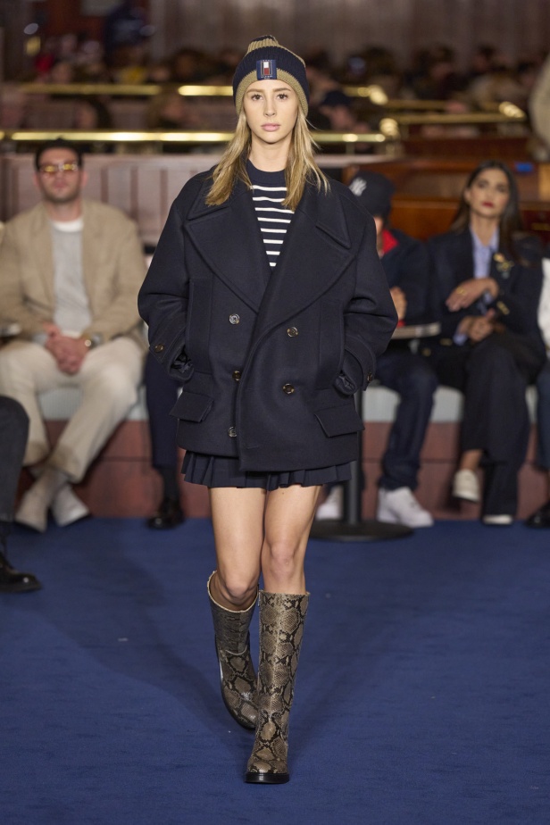 مجموعة Tommy Hilfiger لخريف 2024-2025