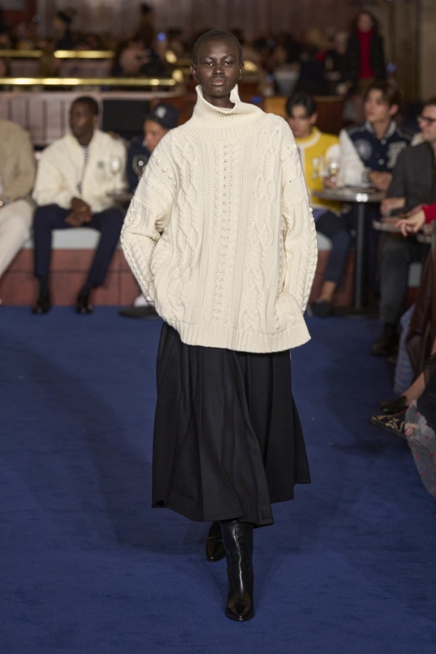 مجموعة Tommy Hilfiger لخريف 2024-2025