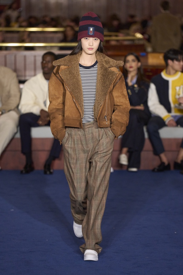 مجموعة Tommy Hilfiger لخريف 2024-2025