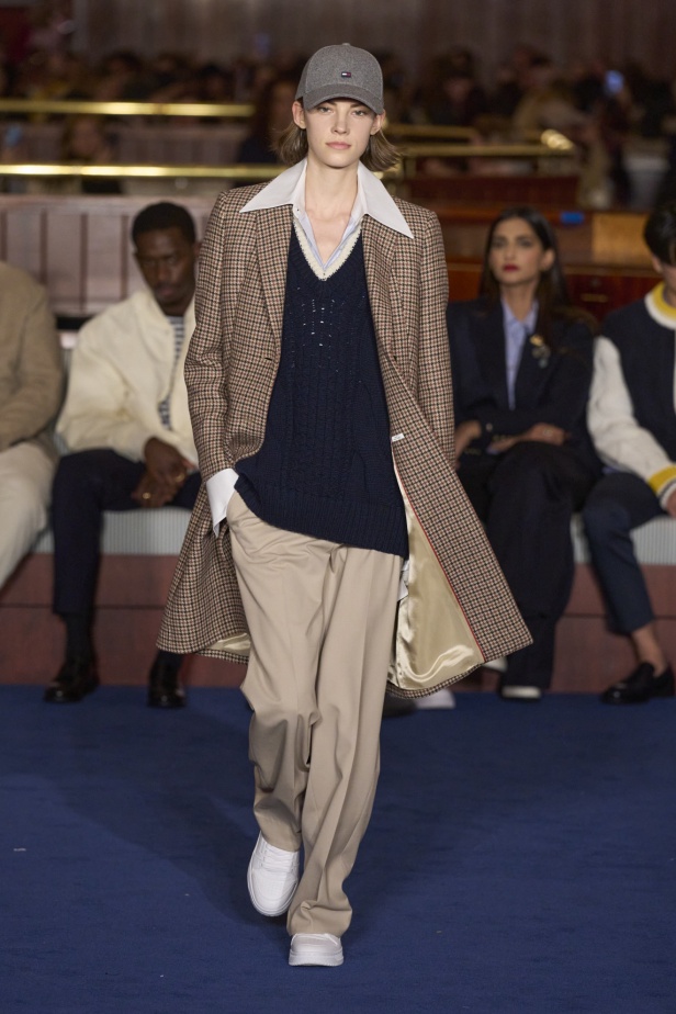 مجموعة Tommy Hilfiger لخريف 2024-2025