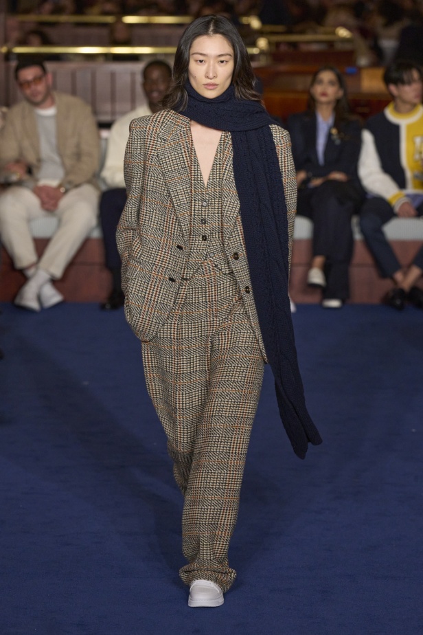 مجموعة Tommy Hilfiger لخريف 2024-2025