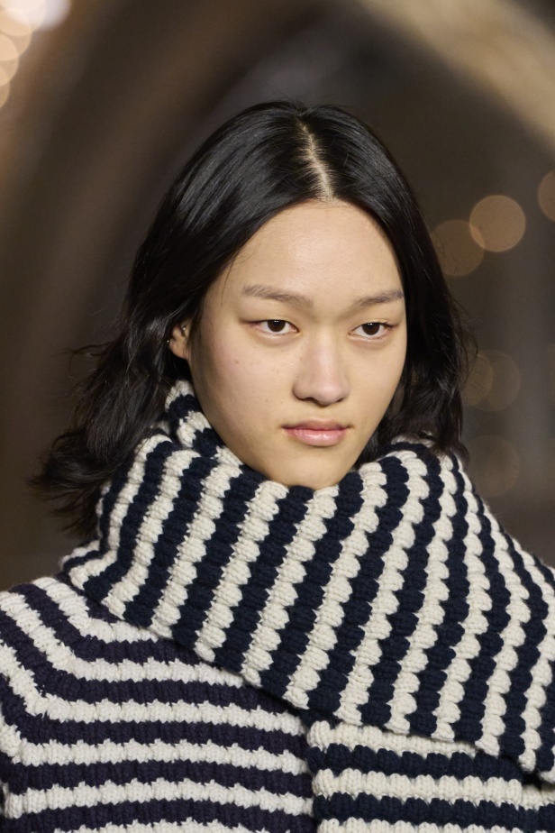 مجموعة Tommy Hilfiger لخريف 2024... عندما تجتمع الرفاهية الهادئة مع أسلوب Collegiate Preppy