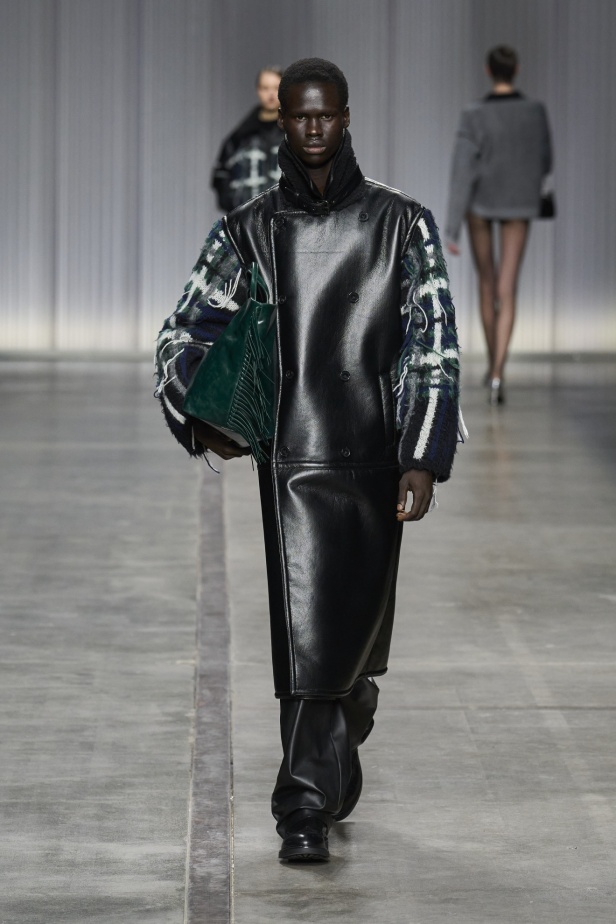 Iceberg خريف و شتاء 2024