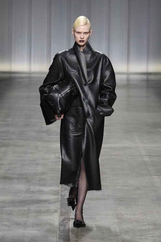 Iceberg خريف و شتاء 2024