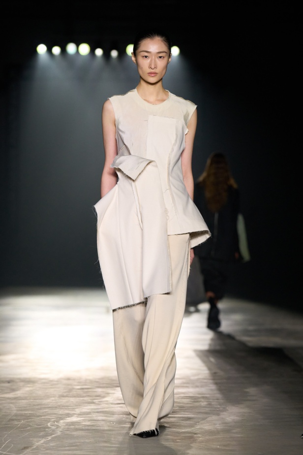 مجموعة Jason Wu لخريف 2024