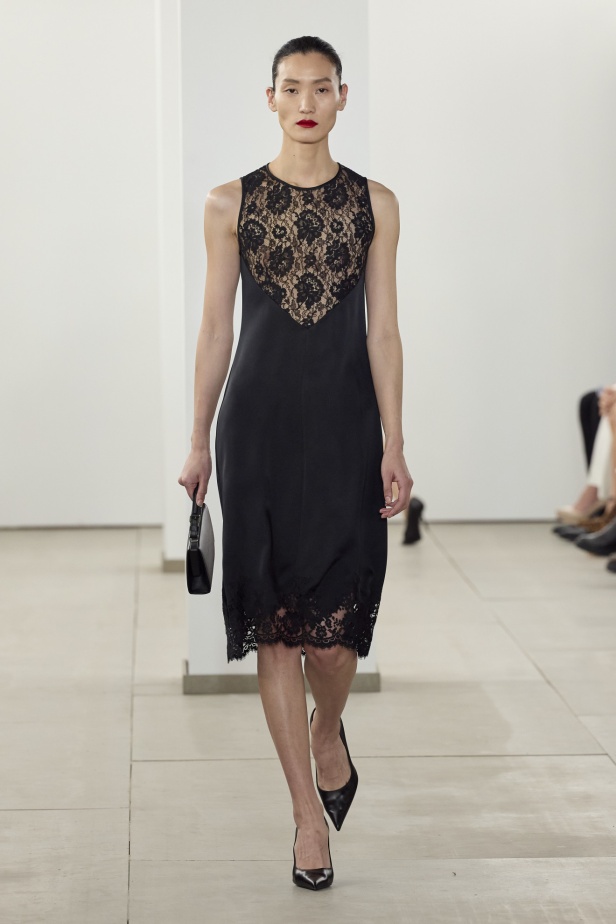 مجموعة Michael Kors لخريف وشتاء 2024-2025