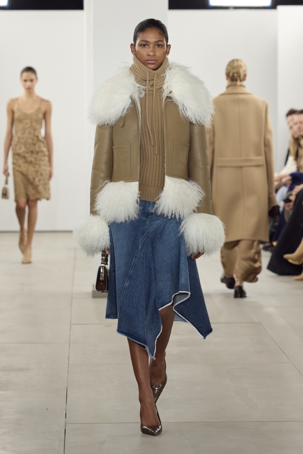 مجموعة Michael Kors لخريف وشتاء 2024-2025