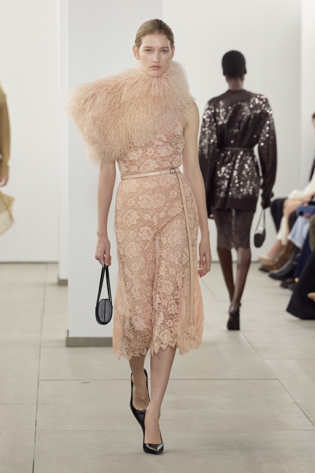 مجموعة Michael Kors لخريف وشتاء 2024-2025