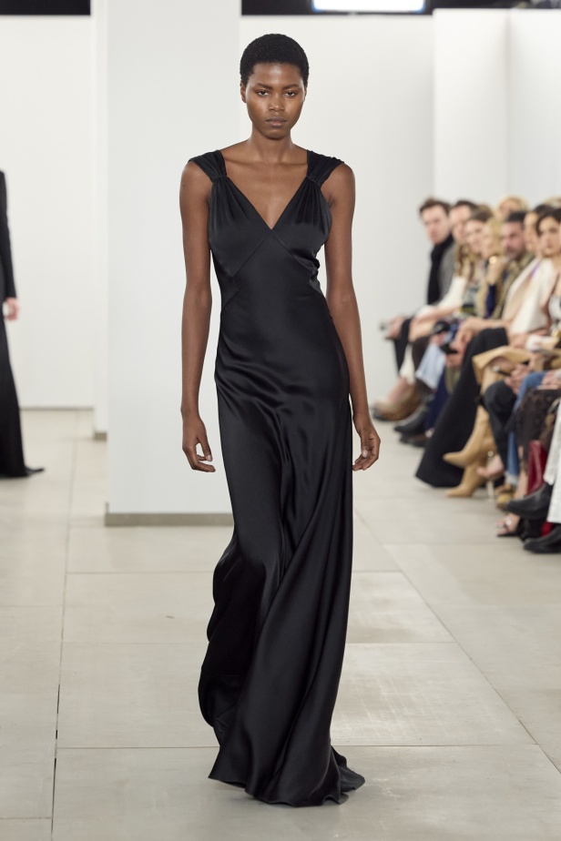 مجموعة Michael Kors لخريف وشتاء 2024-2025