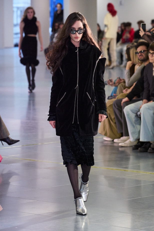 مجموعة Mark Fast لخريف وشتاء 2024