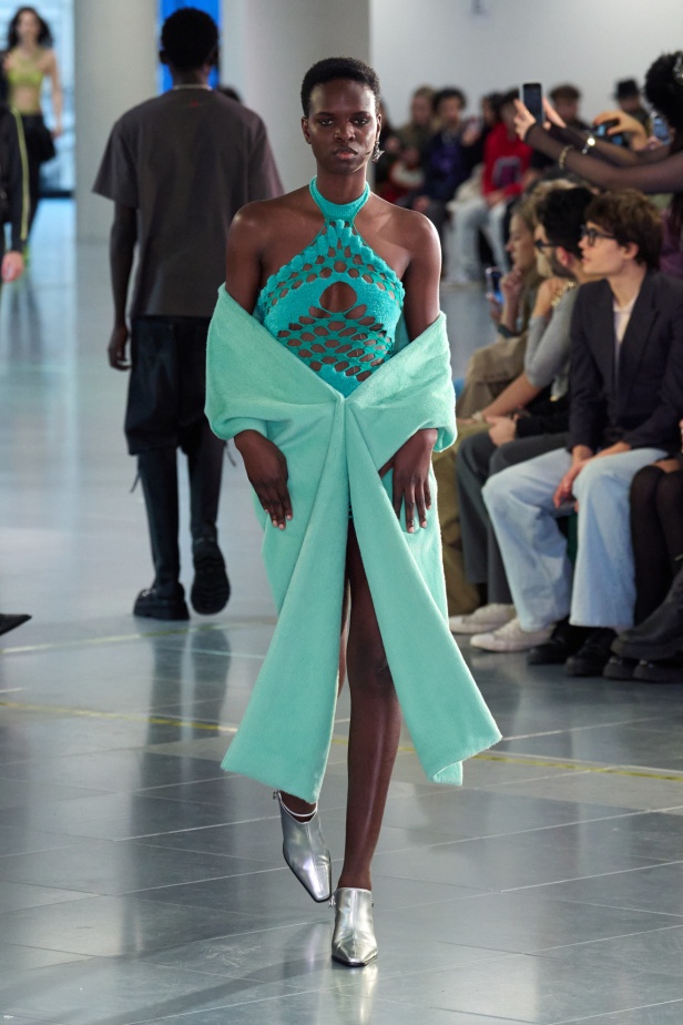 مجموعة Mark Fast لخريف وشتاء 2024