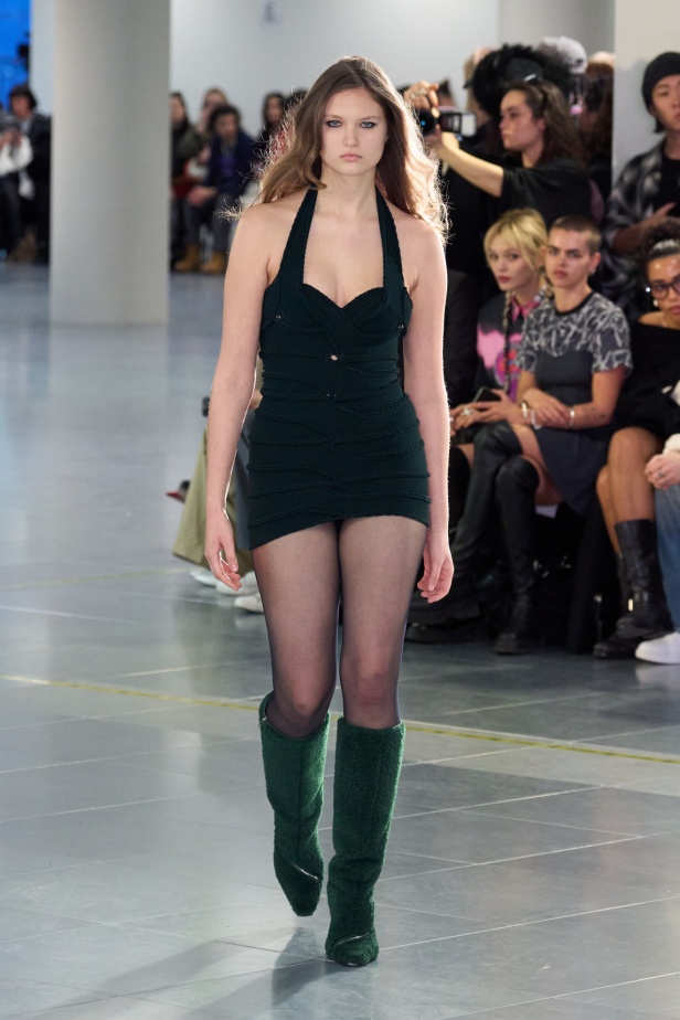 مجموعة Mark Fast لخريف وشتاء 2024