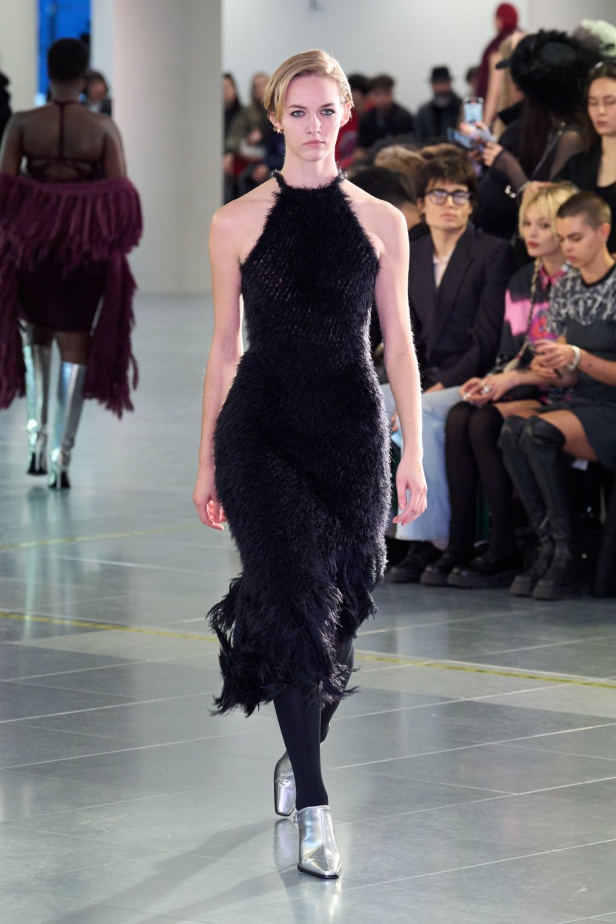 مجموعة Mark Fast لخريف وشتاء 2024